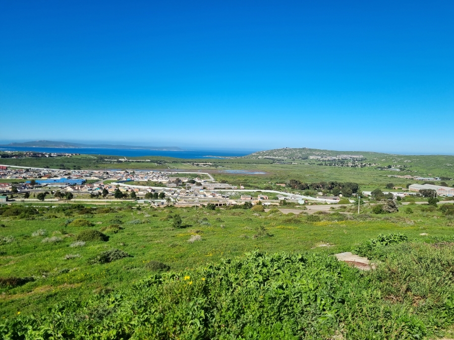 0 Bedroom Property for Sale in Hoogland Western Cape